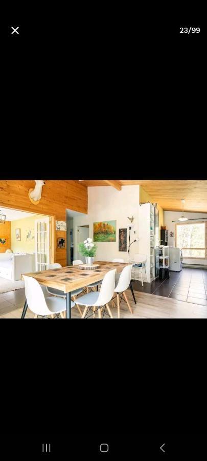 Le Petit Cottage Du Grand Boise Lac-Simon Exteriér fotografie